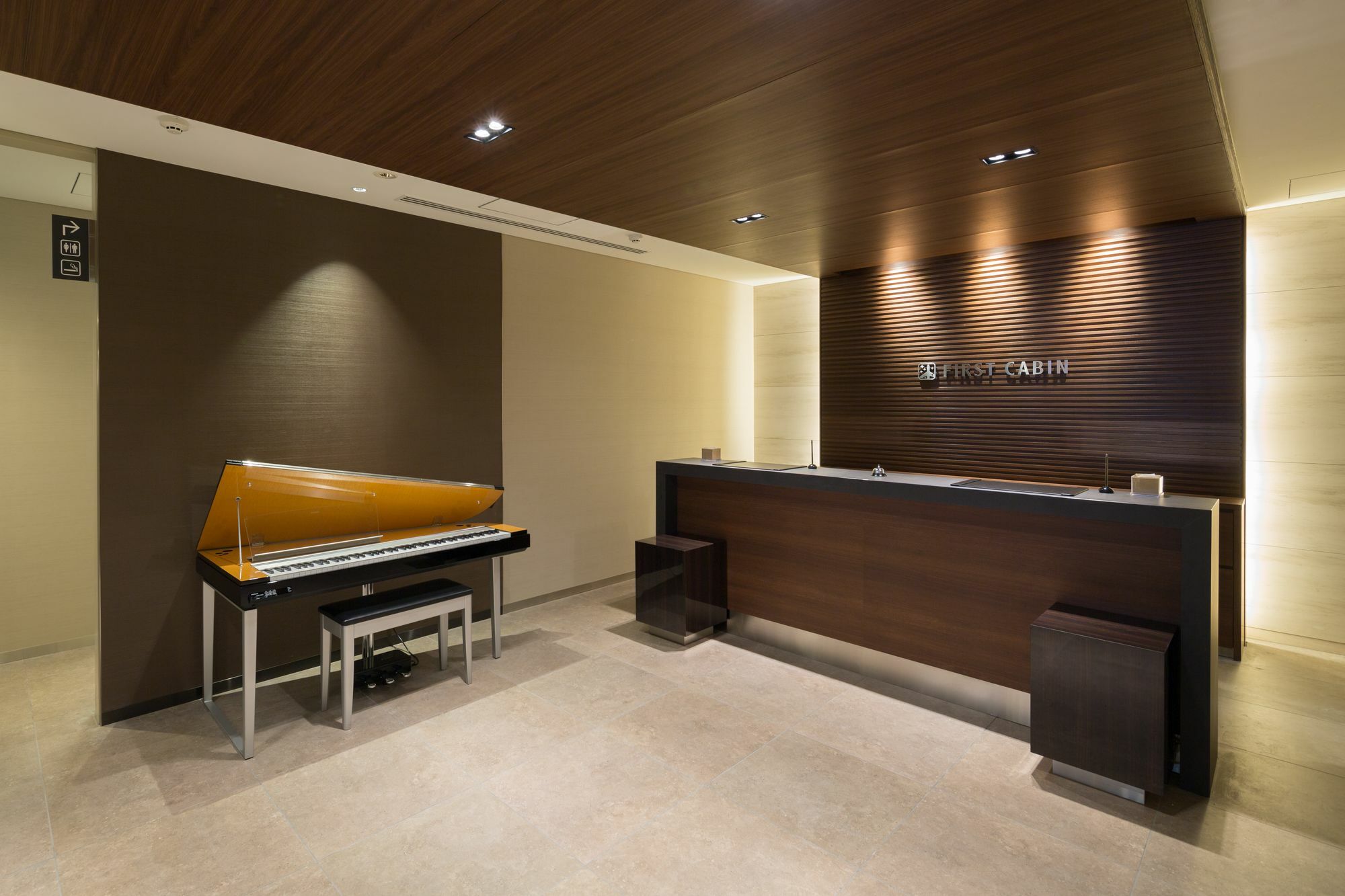 First Cabin Akasaka Токио Экстерьер фото