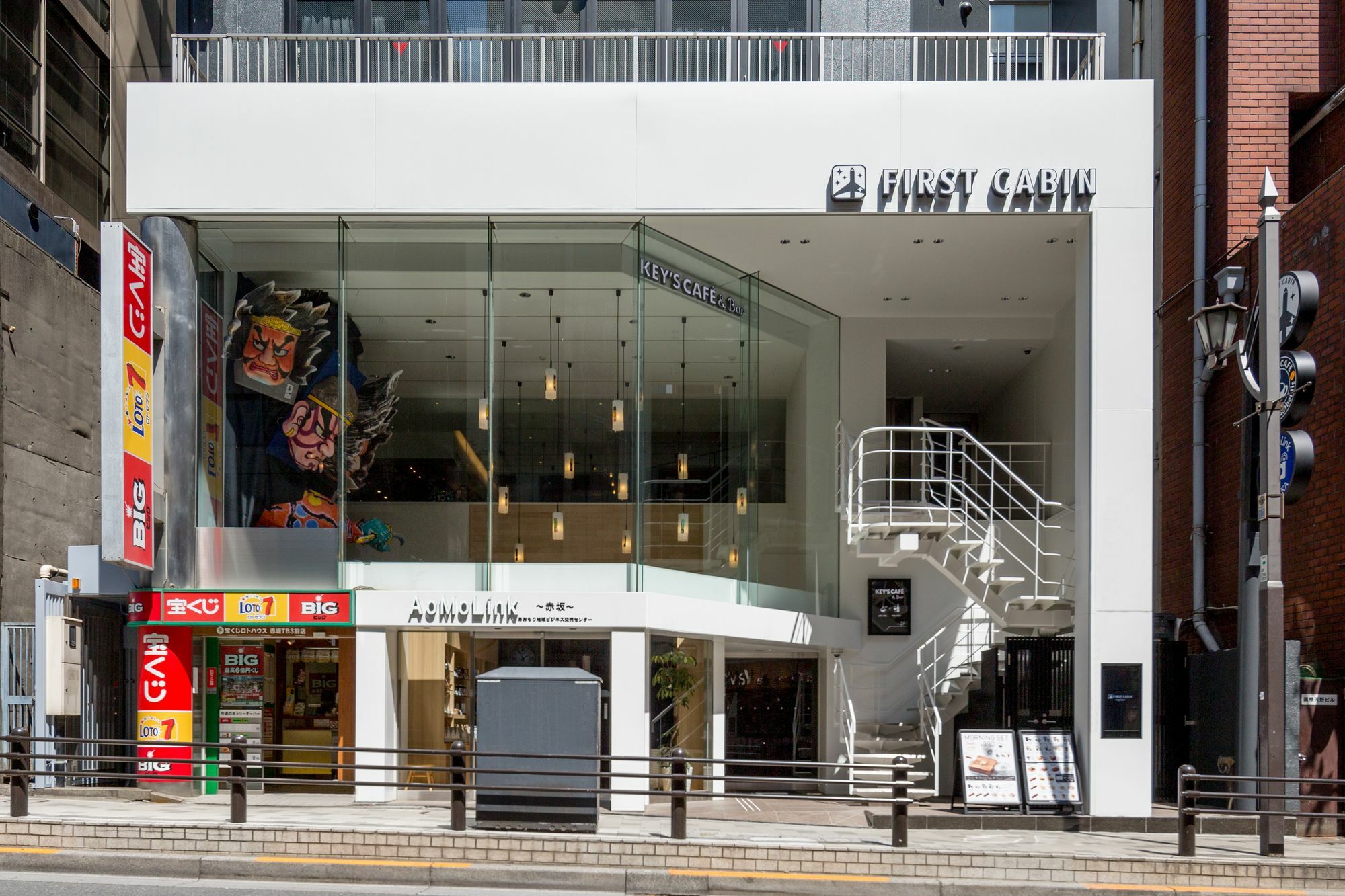First Cabin Akasaka Токио Экстерьер фото